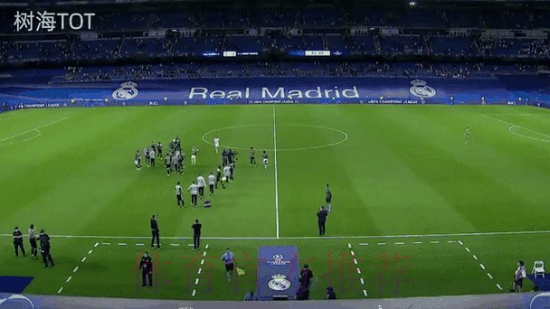 矿工欧冠“让”10子 用2队吊打皇马!一群人疯跑 矿工欧冠“让”10子 用2队吊打皇马!一群人疯跑