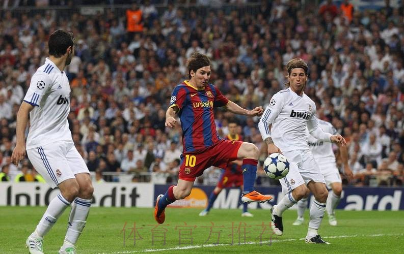 RMC:对阵皇马梅西失点后不回防 让队友佩雷拉不满 RMC:对阵皇马梅西失点后不回防 让队友佩雷拉不满